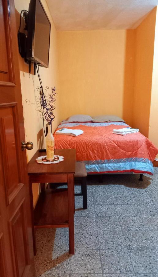 Hotel Maya America Panajachel Bagian luar foto
