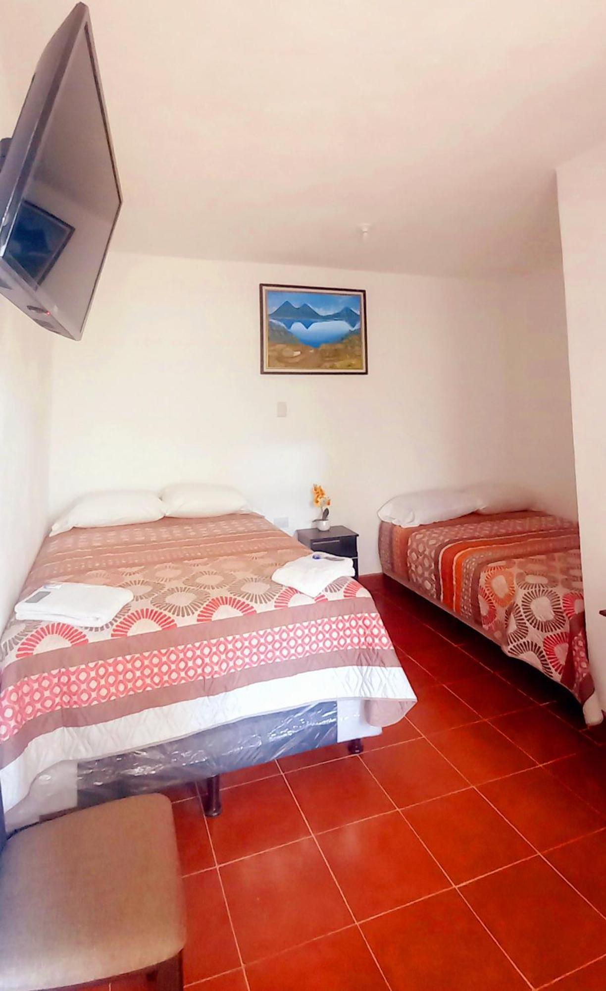 Hotel Maya America Panajachel Bagian luar foto