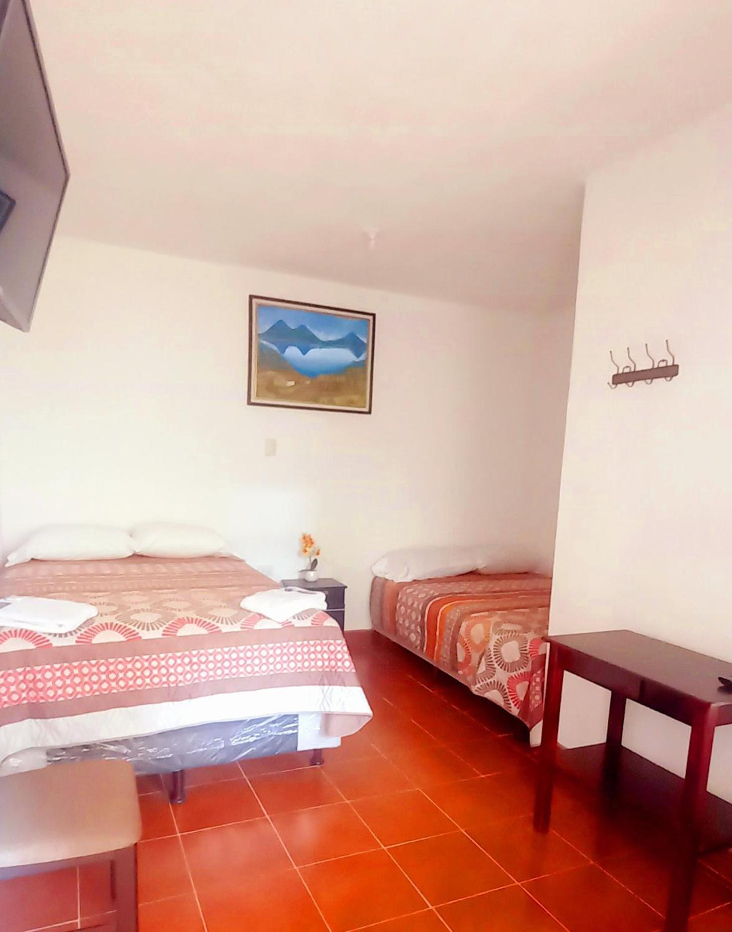 Hotel Maya America Panajachel Bagian luar foto